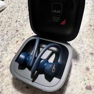 Beats by Dre. Powerbeats